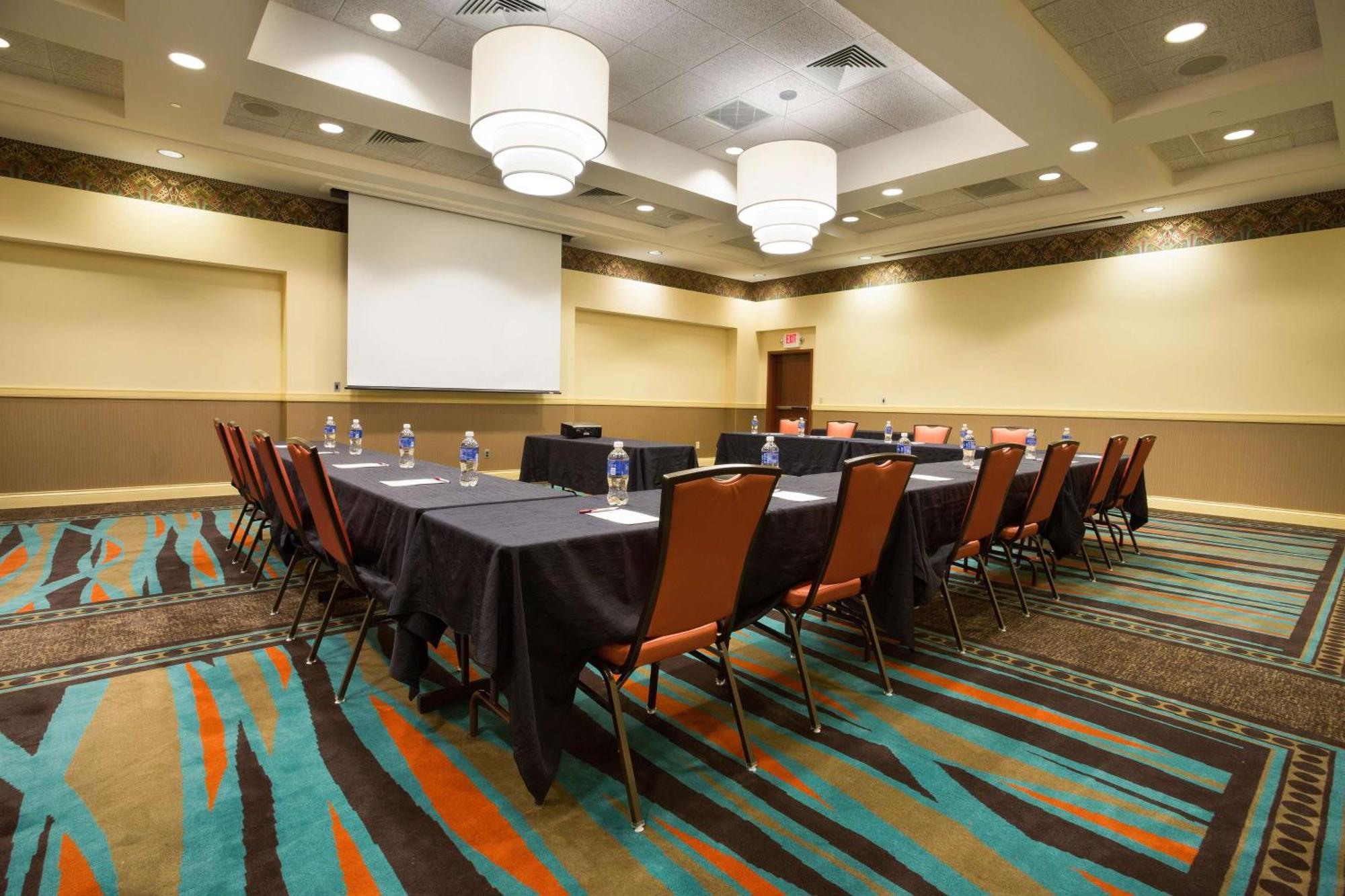 Drury Inn & Suites Columbus Grove City Ngoại thất bức ảnh
